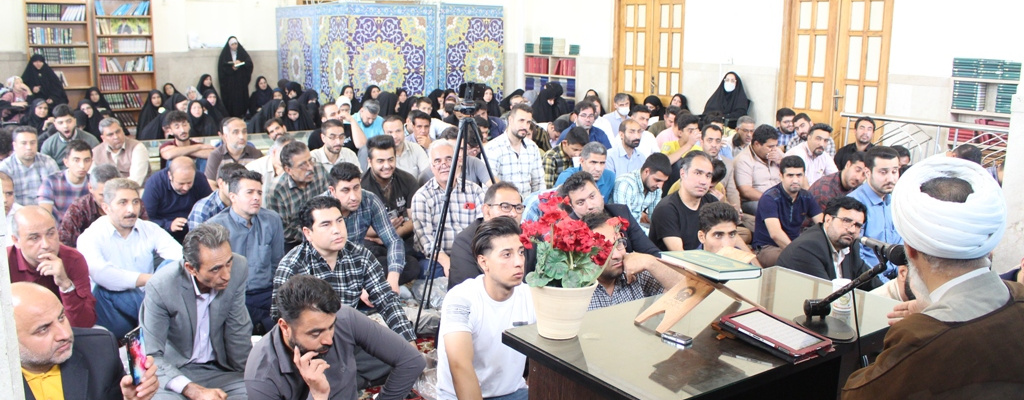 مراسم دوشنبه های قرآنی دانشگاه به میزبانی حرم مطهر رضوی 